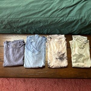 American eagle aero soft long sleeve short bundle blue tie dye camo x small